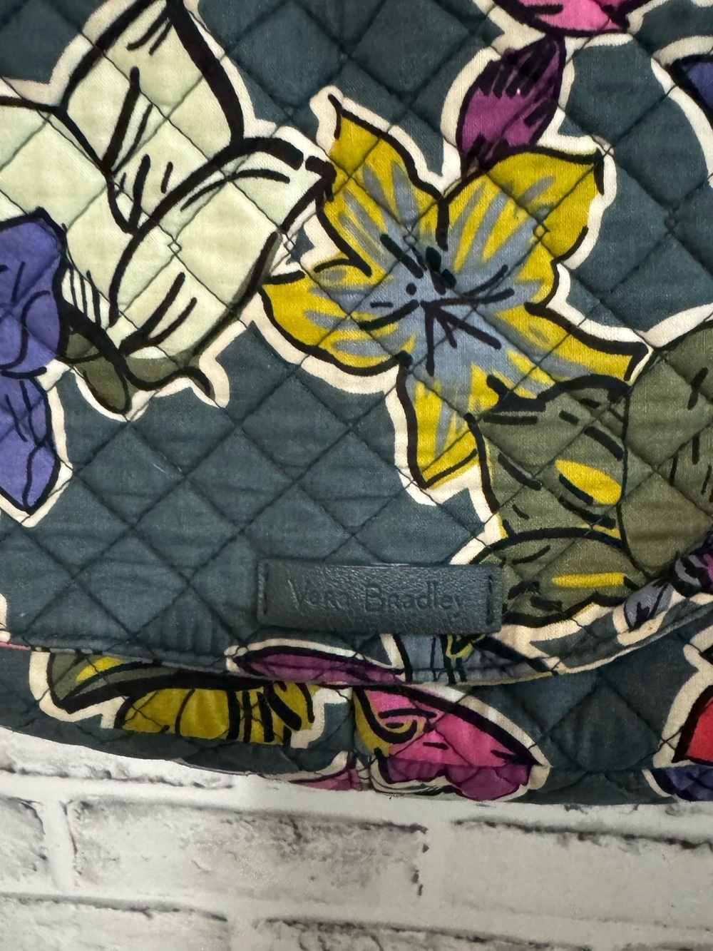Vera Bradley falling leaves Carson crossbody green floral bag - Picture 3 of 3